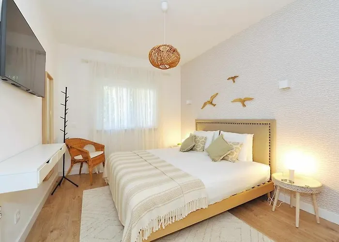 Tropical Pool View - Checkinhome * Cascais