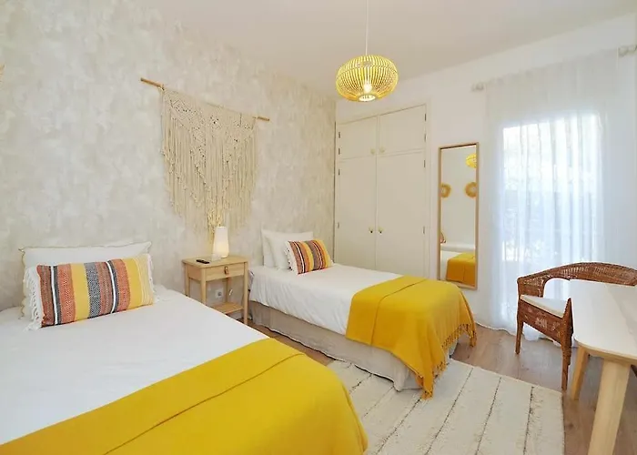 Tropical Pool View - Checkinhome