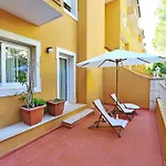 Tropical Pool View - Checkinhome Apartment