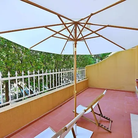Tropical Pool View - Checkinhome Appartamento *
